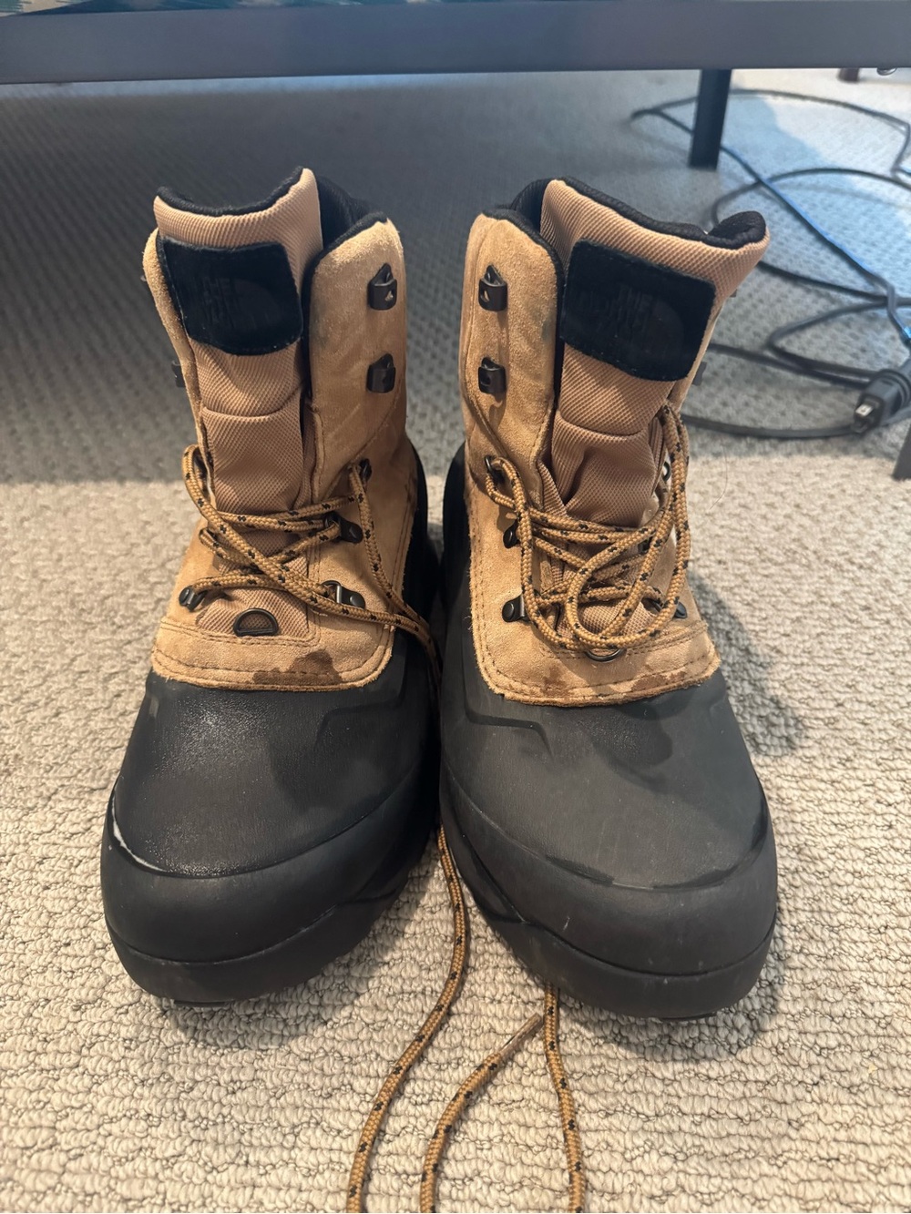The North Face Men's Beige Chilkat V 400 Lace-Up Boots Shoes Size 10.5